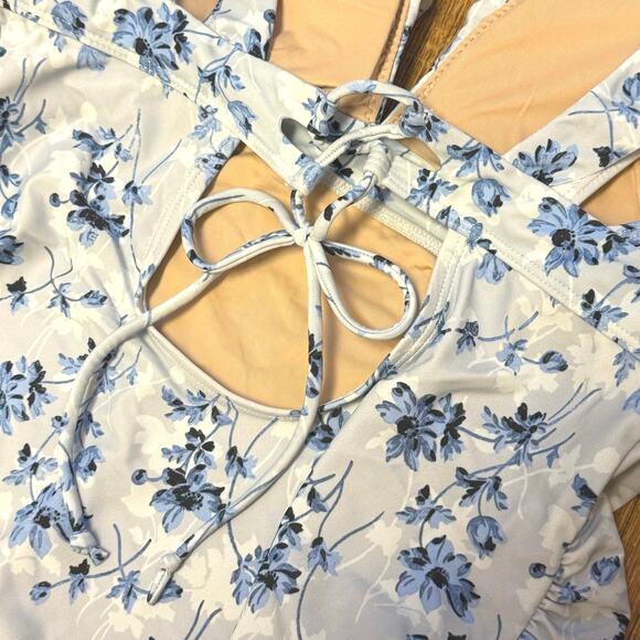 A Pea in the Pod Maternity Blue Floral Ruffle One-Piece Swimsuit Size Small - Picture 12 of 14